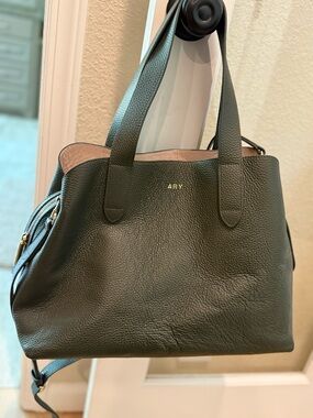 Cuyana Zippered Satchel Pebbled Leather Green
